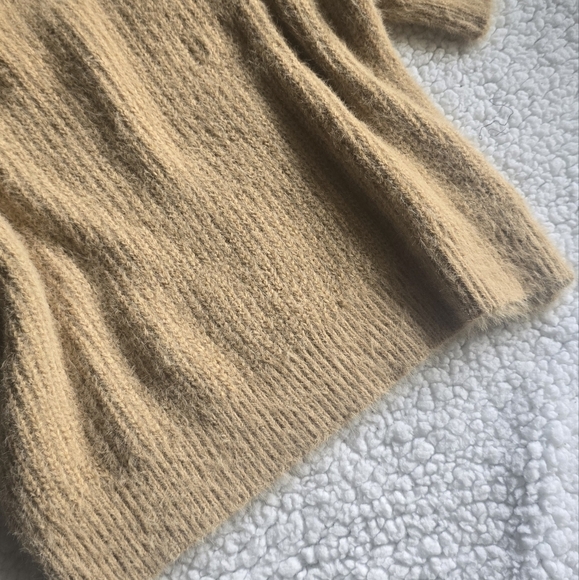Forever 21 Cropped Fuzzy Sweater - Picture 2 of 9
